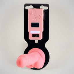 Deepthroat Trainer - PINK EDITION - Pink_trainer_black_backboard_with_toy